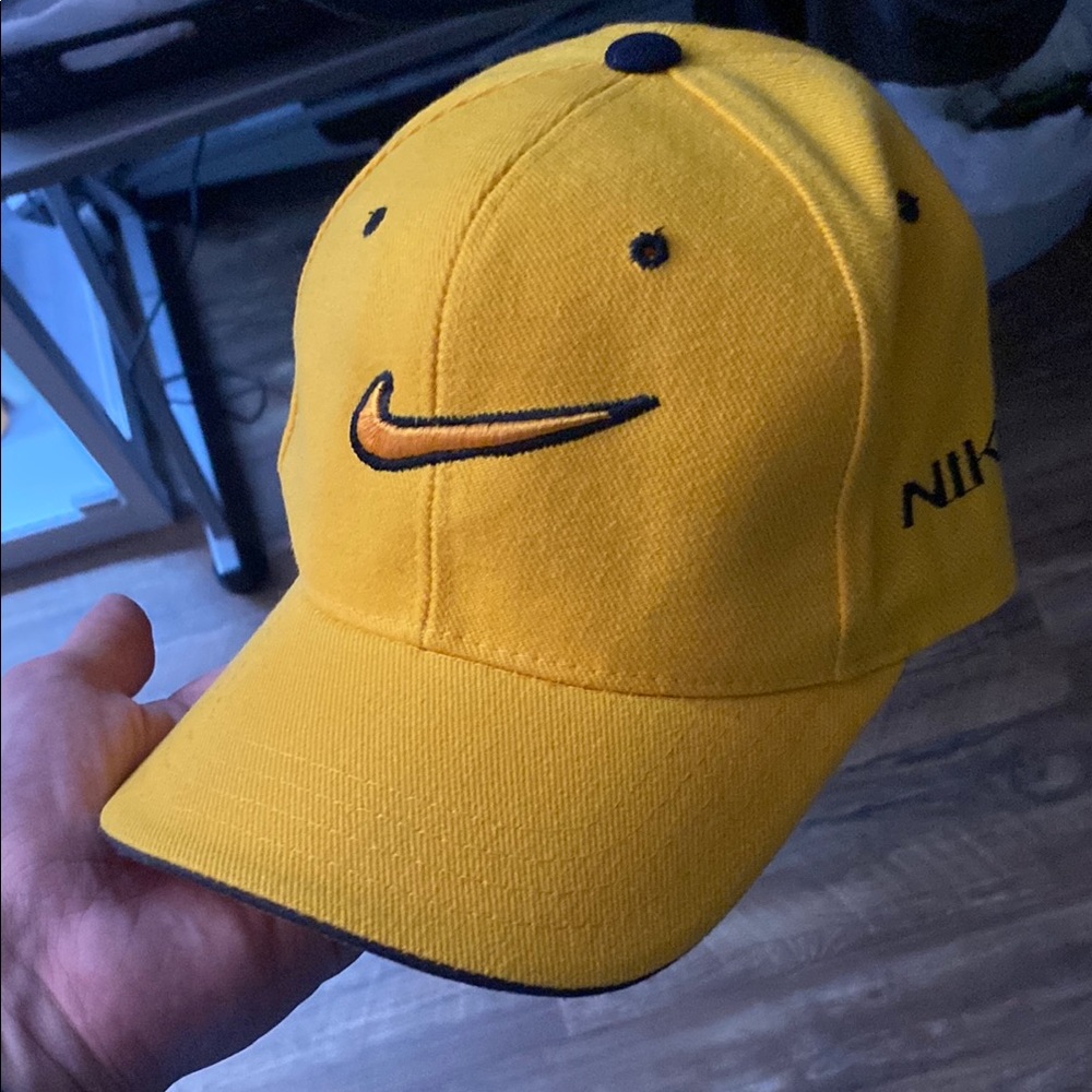 Nike Gold Cap with Black Details